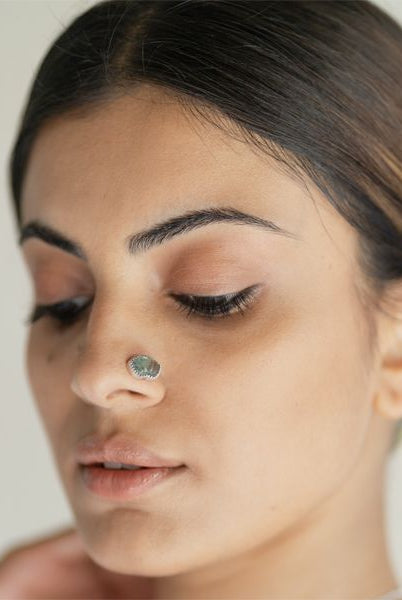 Pichwai Fluorite Leaf Nose Pin - CiceroniBaka