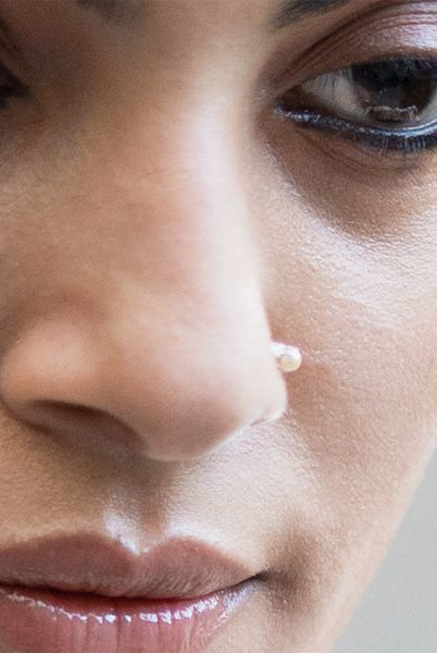 Pichwai Seed Pearl Nose Pin - CiceroniBaka