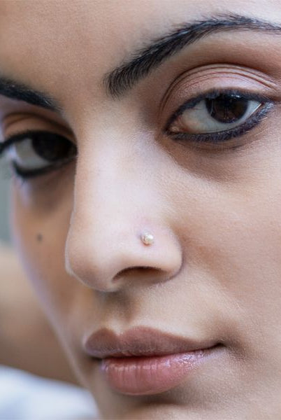 Pichwai Seed Pearl Nose Pin - CiceroniBaka