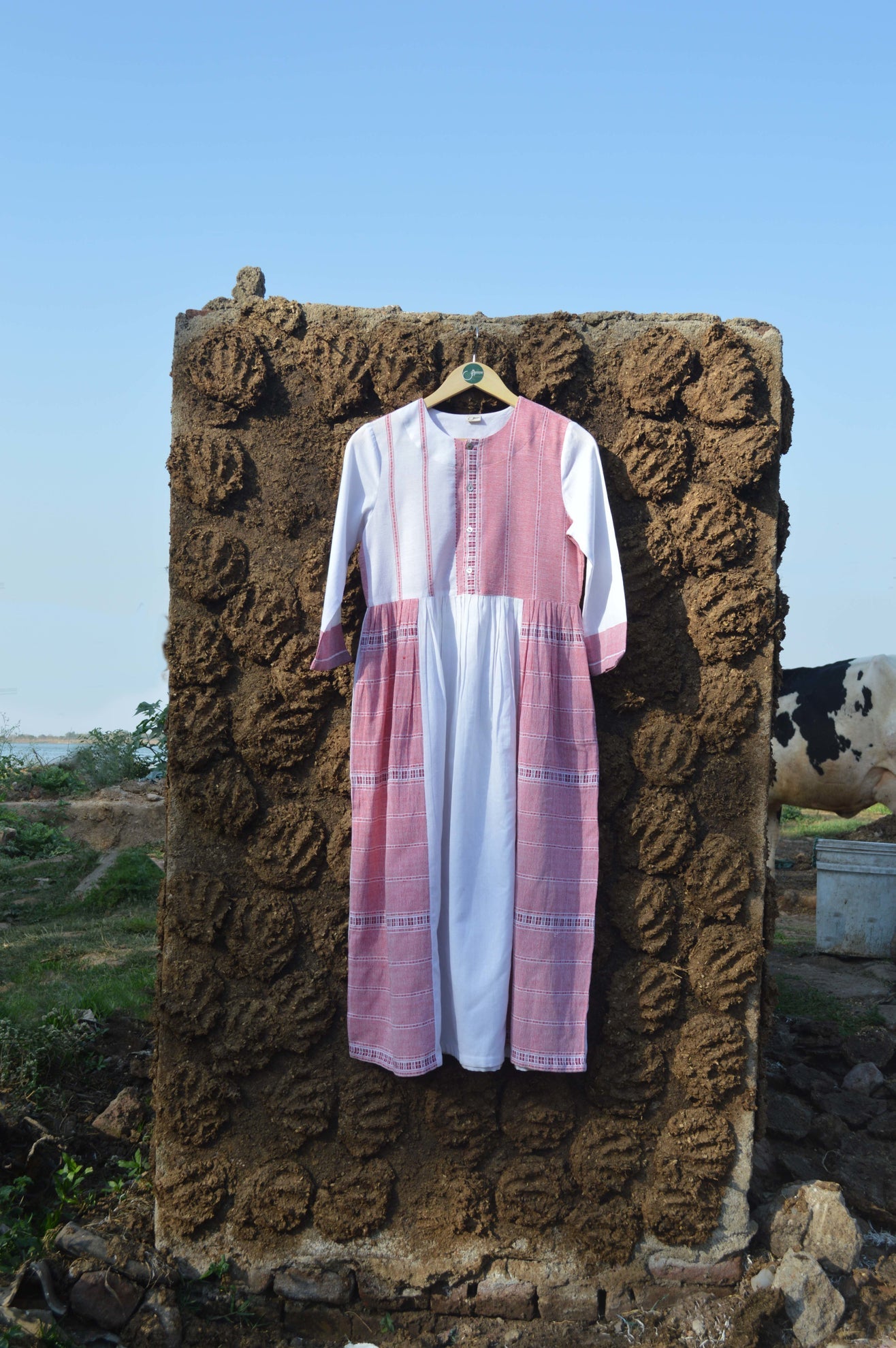 Pindna Gather Women Dress - CiceroniJohargram