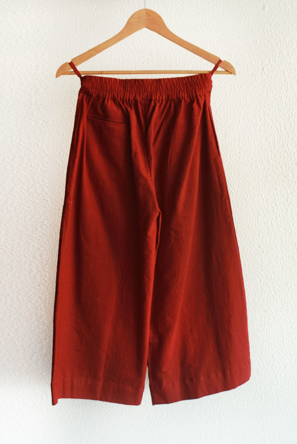 Pleated Cherry Red Pants - CiceroniRias Jaipur