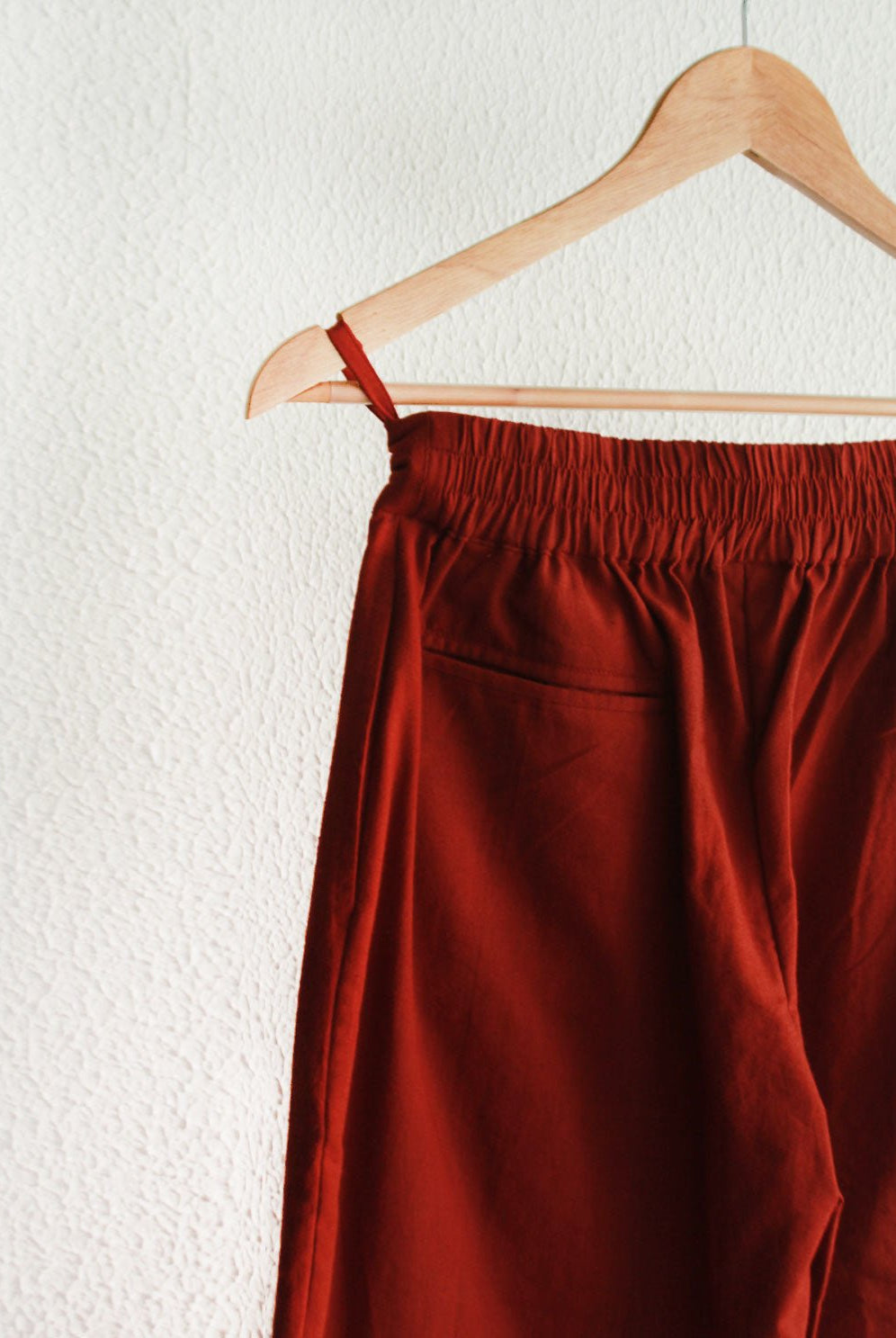 Pleated Cherry Red Pants - CiceroniRias Jaipur