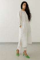 Pristine White linen kurta - CiceroniKurtaSilai Studio