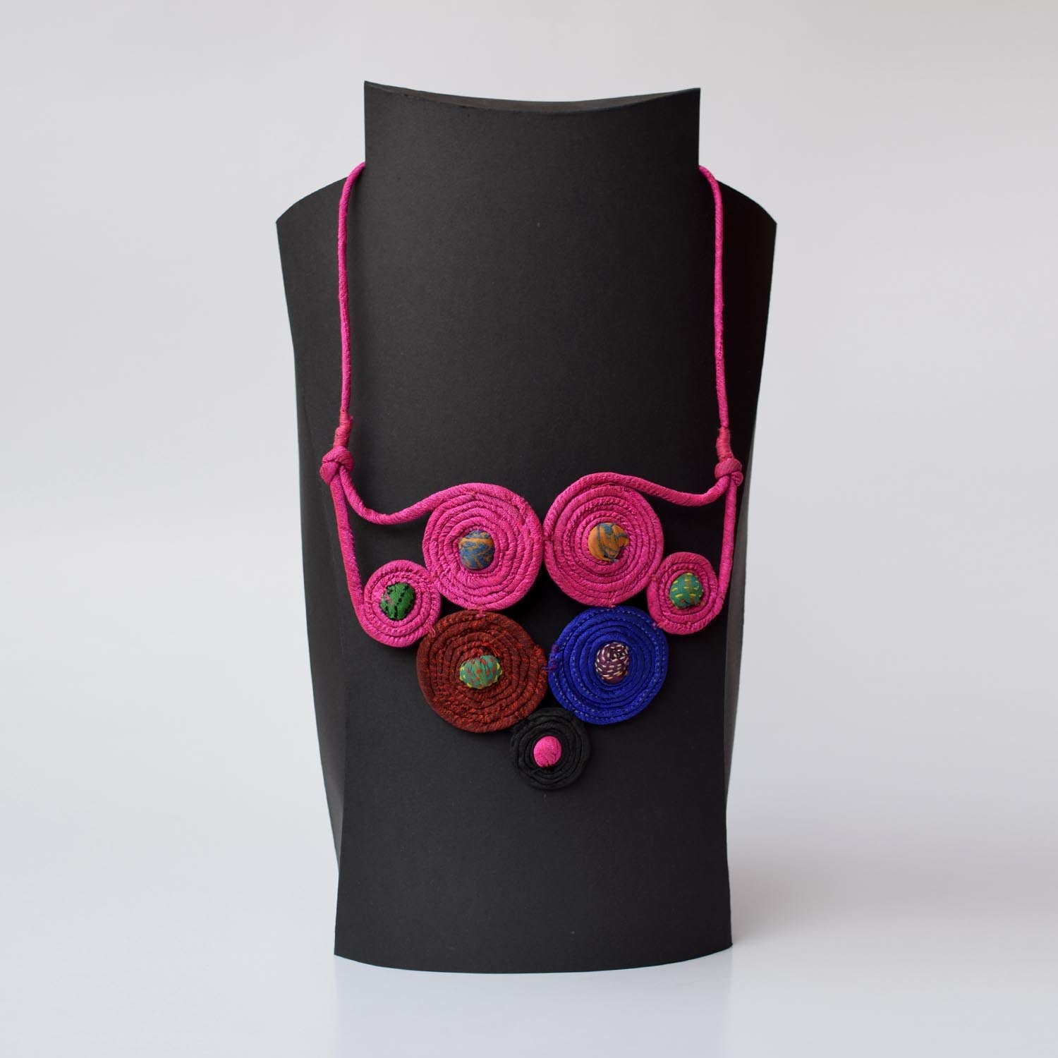 Rangoli Neckpiece - CiceroniNeckpiecePaulami