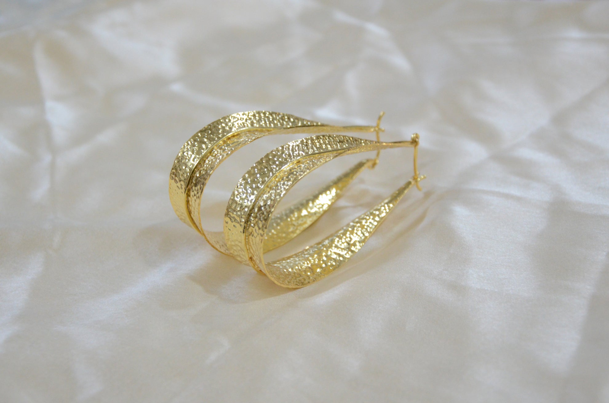 Rimjhim Hoops - CiceroniEquiivalence