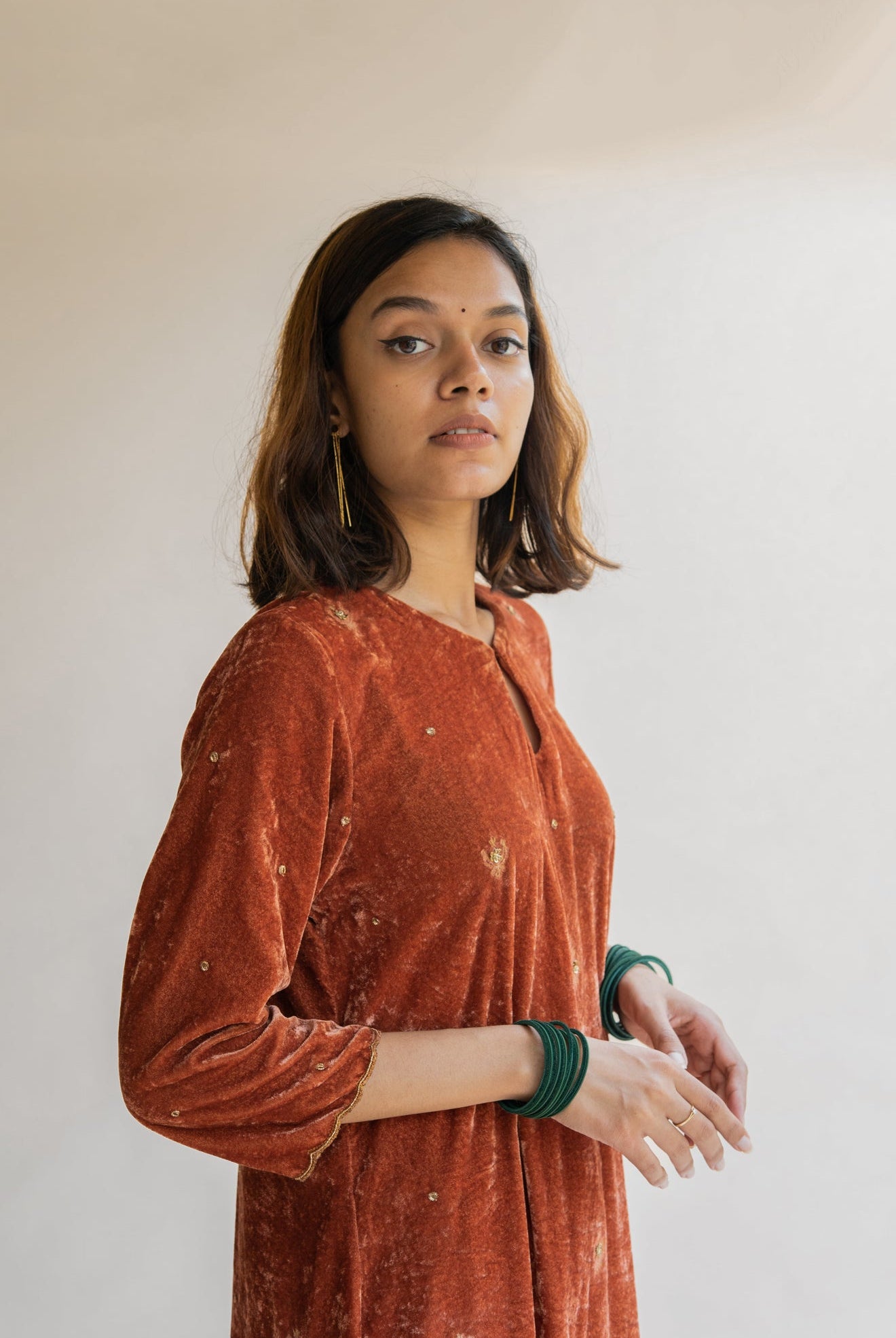 Rust Noorah Velvet Kurta (Set of 2) - CiceroniNirjara