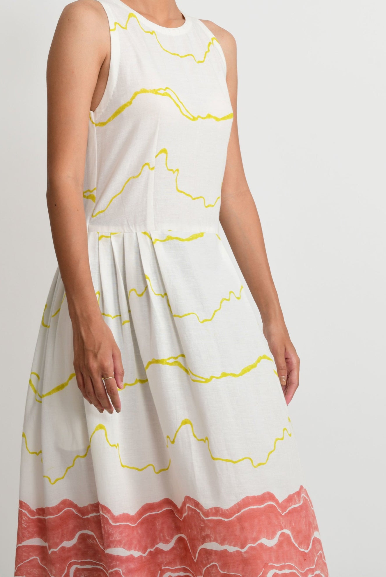 Salmon Pleated Dress - CiceroniRias Jaipur