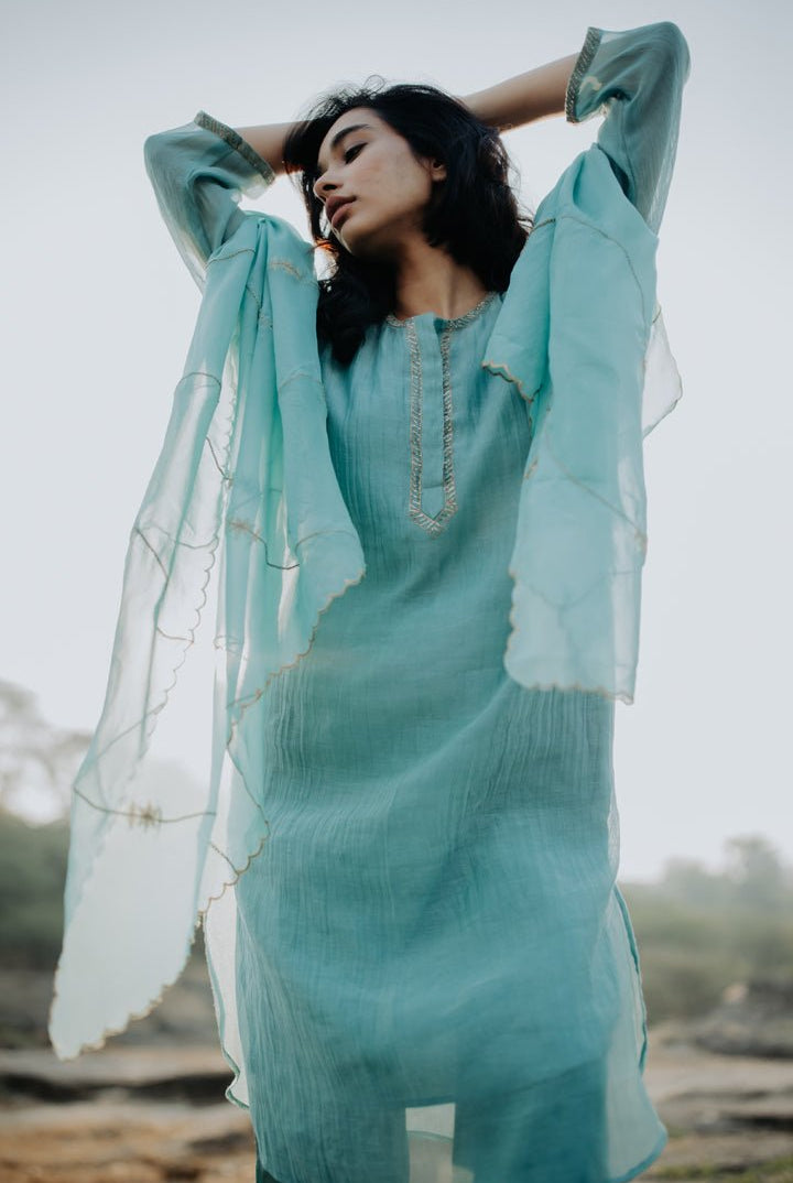 Sapphire Gul Seedh Kurta Set - CiceroniNirjara