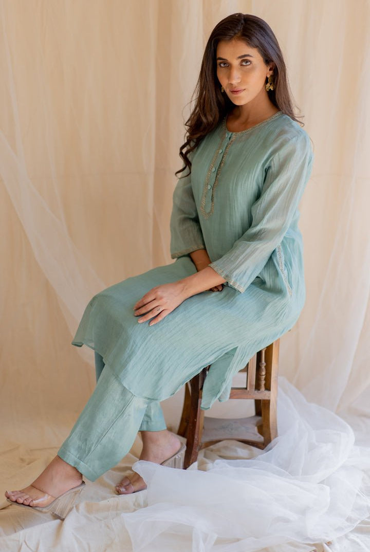 Sapphire Gul Seedh Kurta Set - CiceroniNirjara