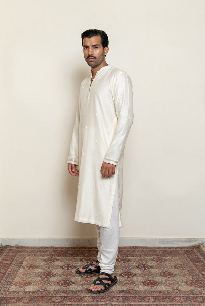 Sarv Kurta - Ivory - CiceroniKurtaNirjara