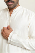 Sarv Kurta - Ivory - CiceroniKurtaNirjara