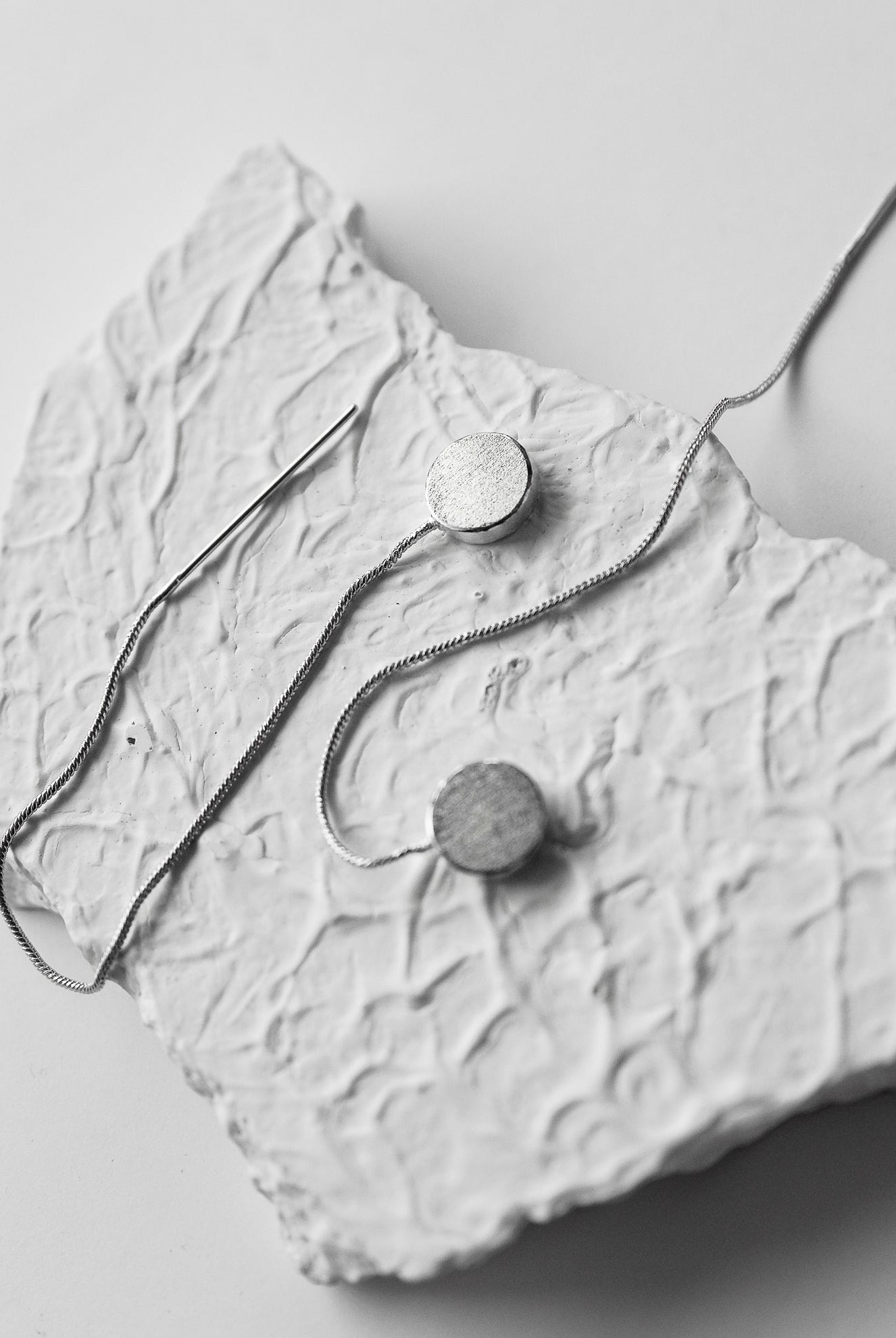 Shooting Moon Earrings - CiceroniDE'ANMA