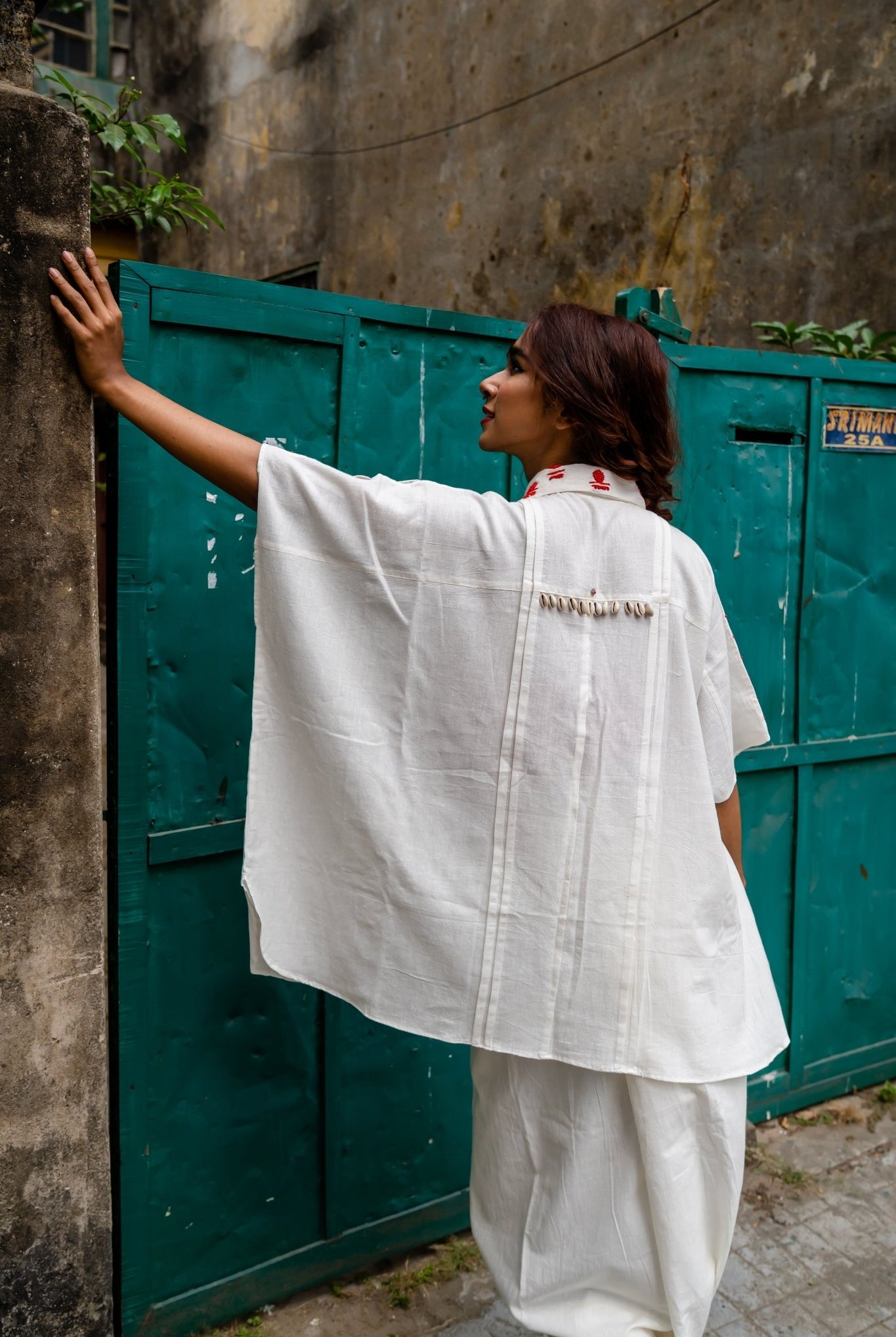 Shvet White Kaftan - CiceroniKaftanPrathaa