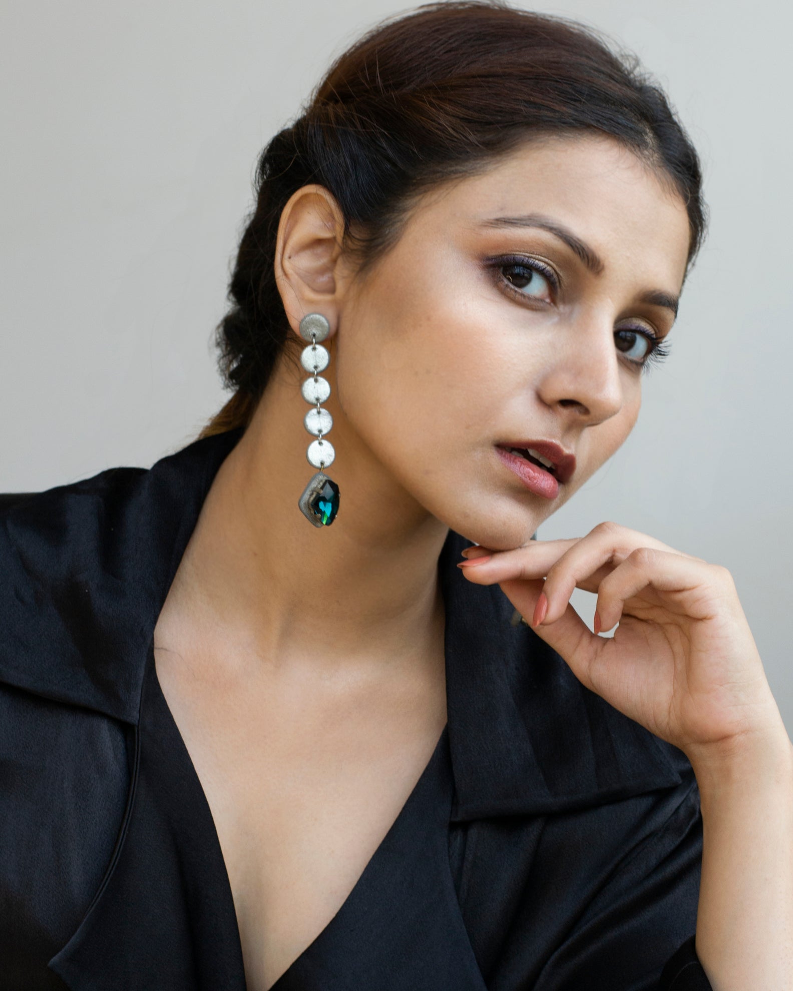 Silver Chord Danglers With Stone - CiceroniNoupelle