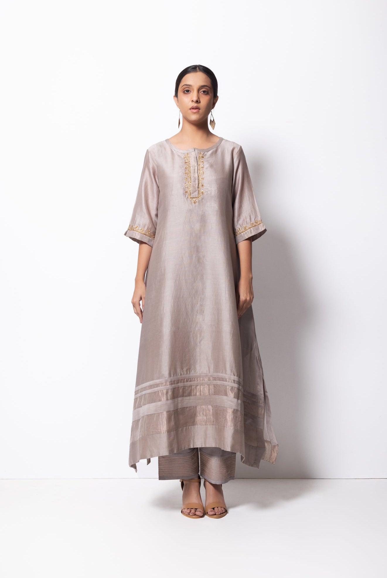 Silver Grey Chanderi Silk Kurta Set with Dupatta - CiceroniBhavik Shah