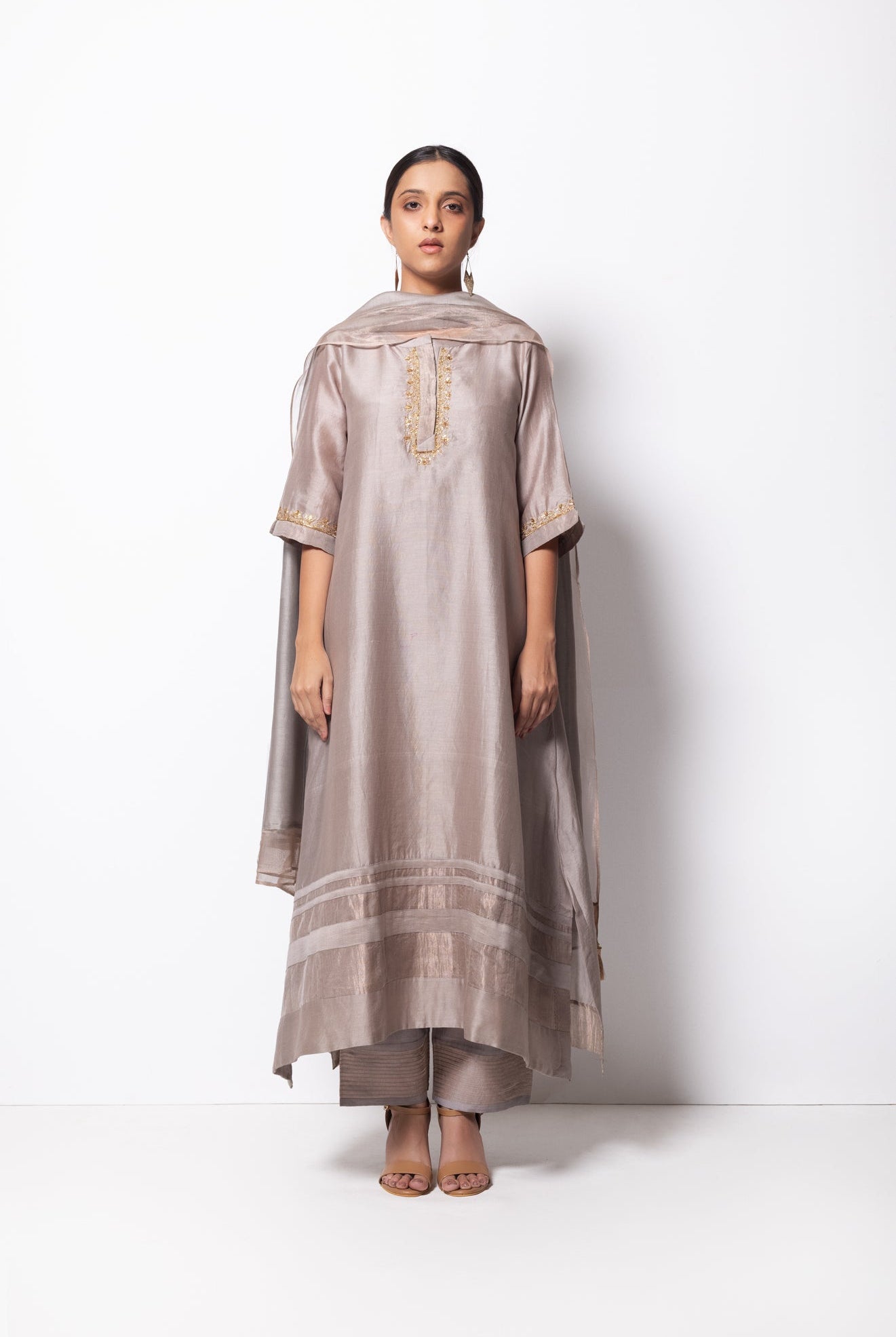 Silver Grey Chanderi Silk Kurta Set with Dupatta - CiceroniBhavik Shah