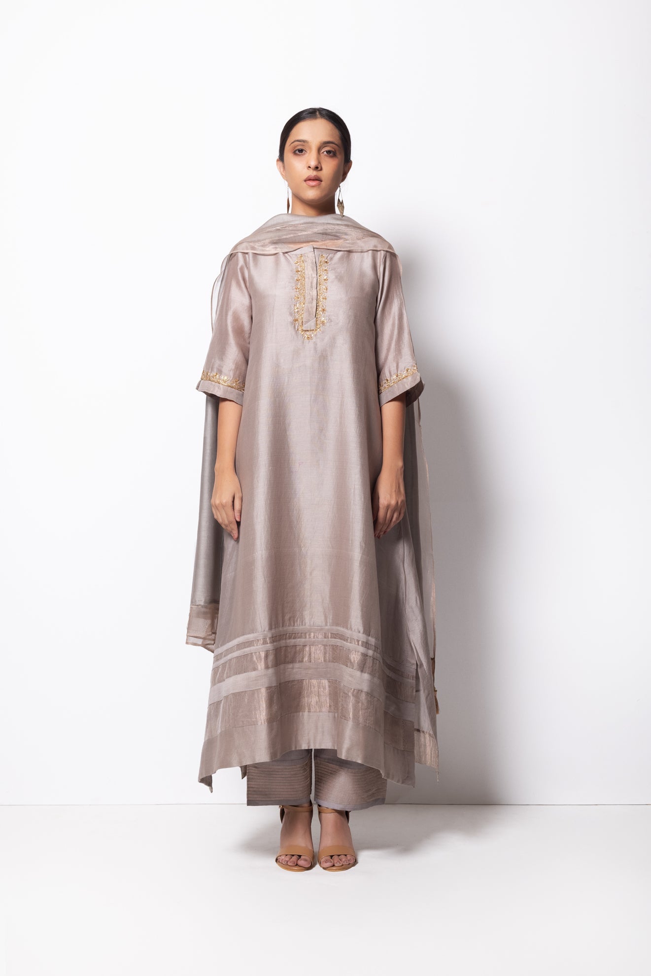 Silver Grey Chanderi Silk Kurta Set with Dupatta - CiceroniBhavik Shah