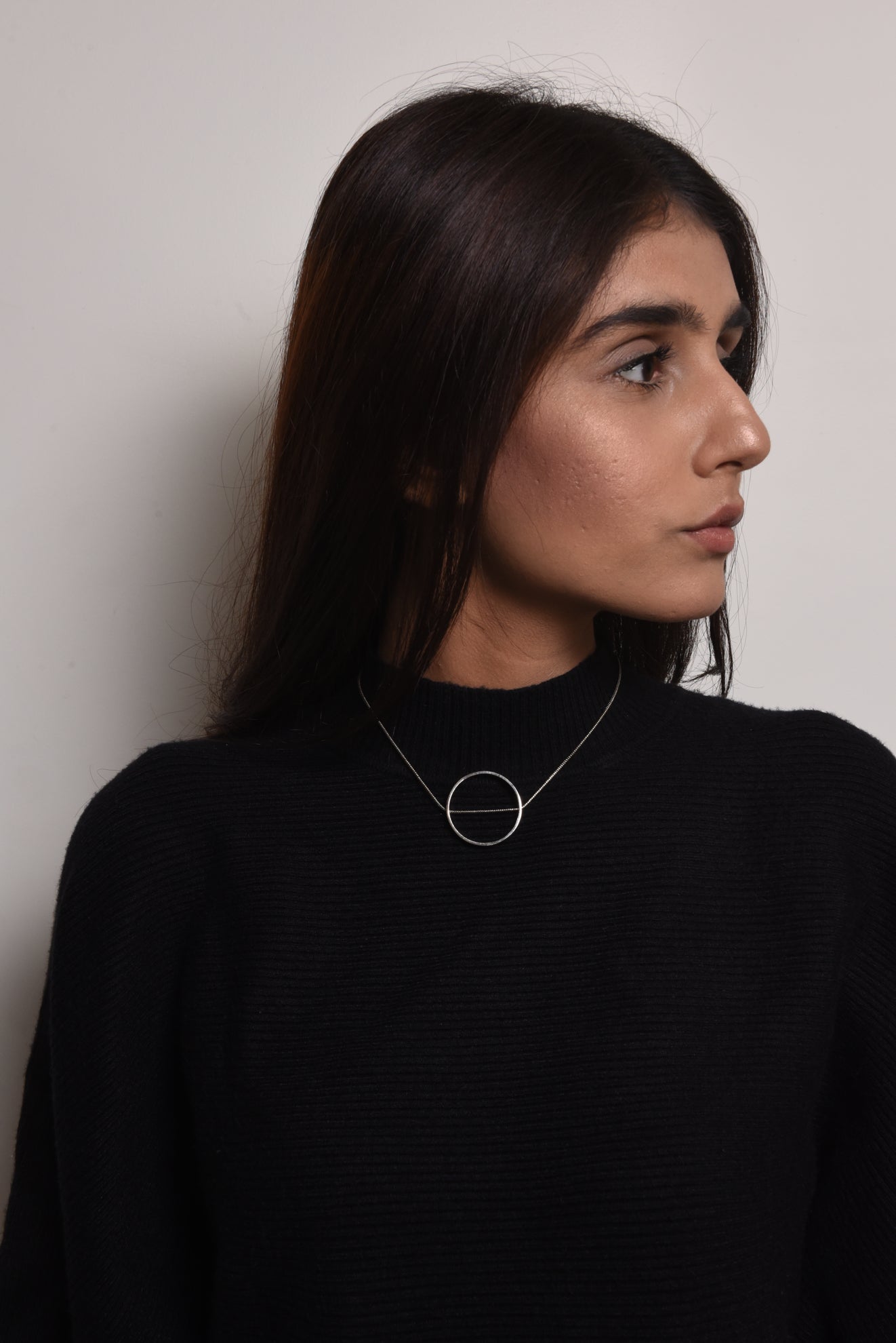 Slit a Circle Neckpiece - CiceroniDE'ANMA