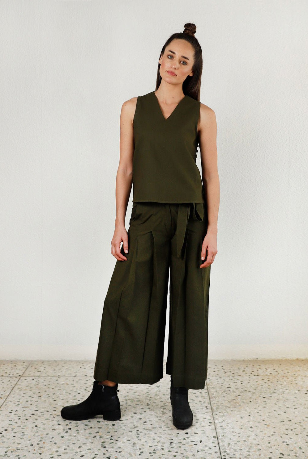 Solid Moon Olive Co-ord - CiceroniRias Jaipur