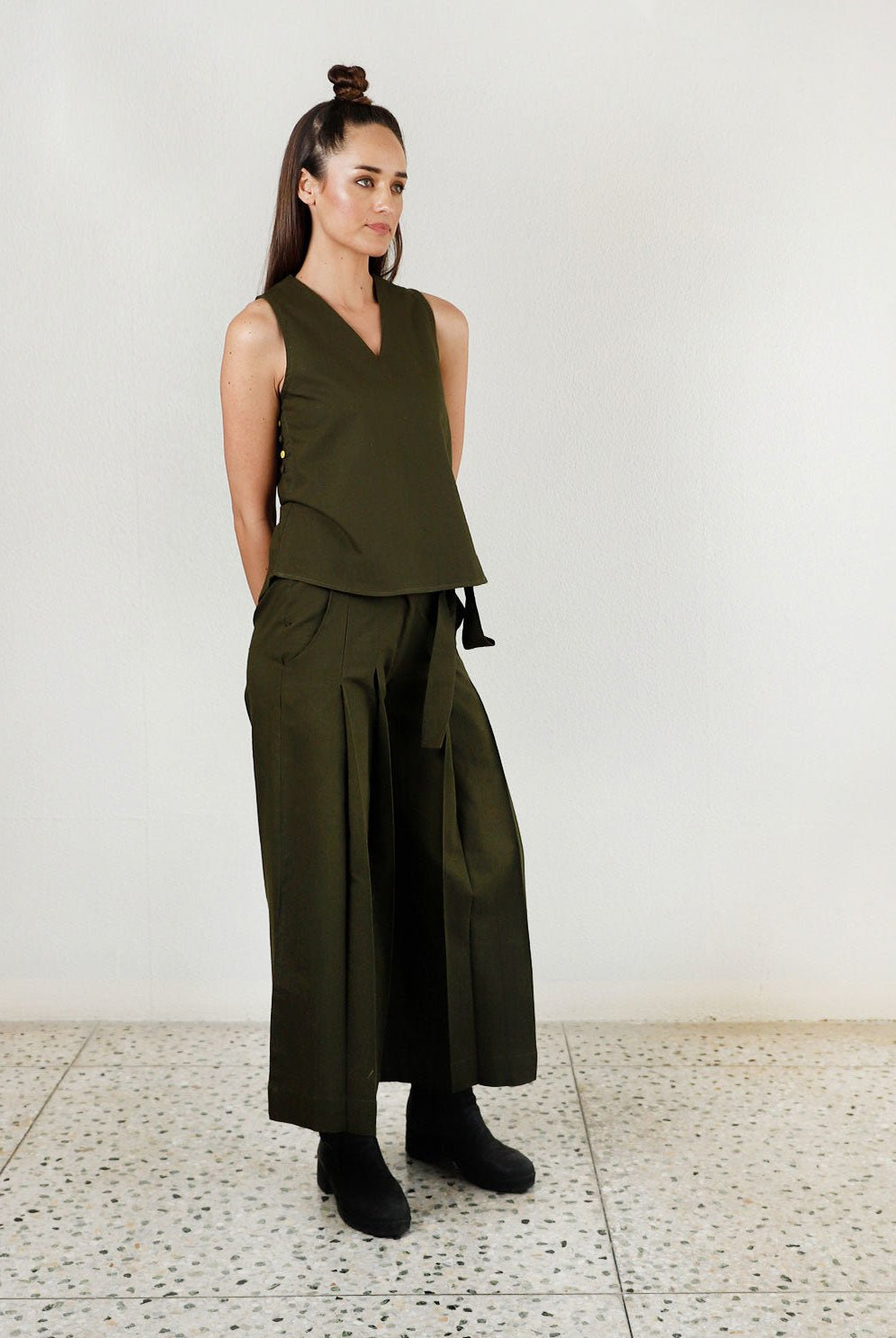 Solid Moon Olive Co-ord - CiceroniRias Jaipur