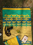 Splashes Dhurrie - CiceroniThe Mango Tree