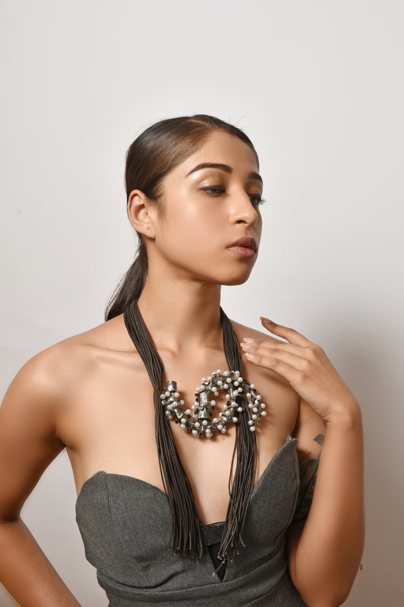 Strings Of Pearl And Thread Neckpiece - CiceroniNeckpieceZaza by Somya
