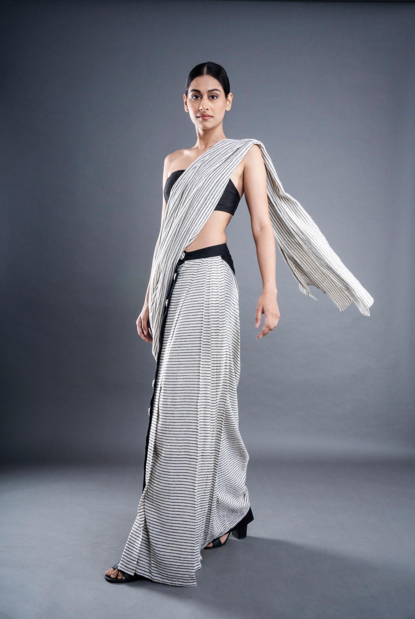 Striped Button Saree - CiceroniSareeATBW