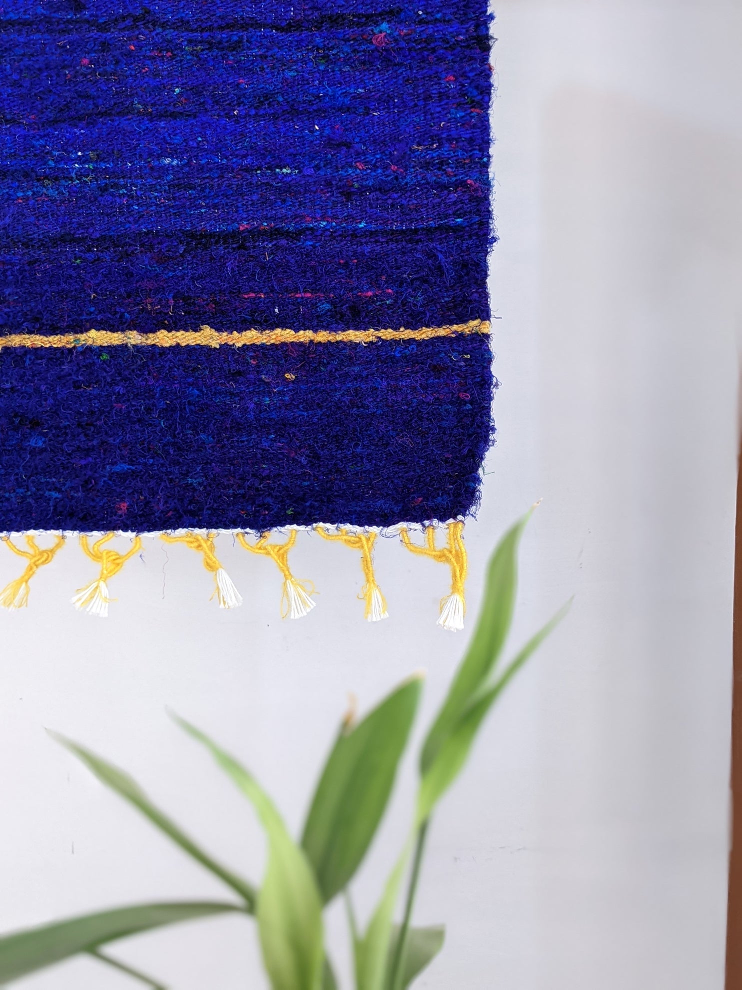 Sun And Sea Dhurrie - CiceroniThe Mango Tree