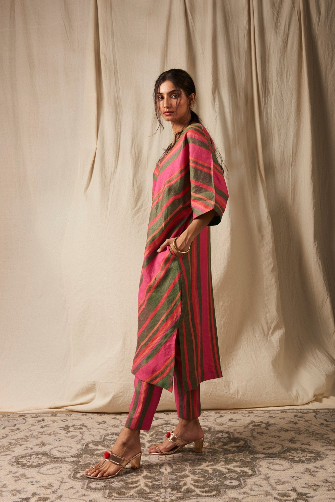 Surekha Linen Dolman Kurta Set - CiceroniKurta SetSaphed