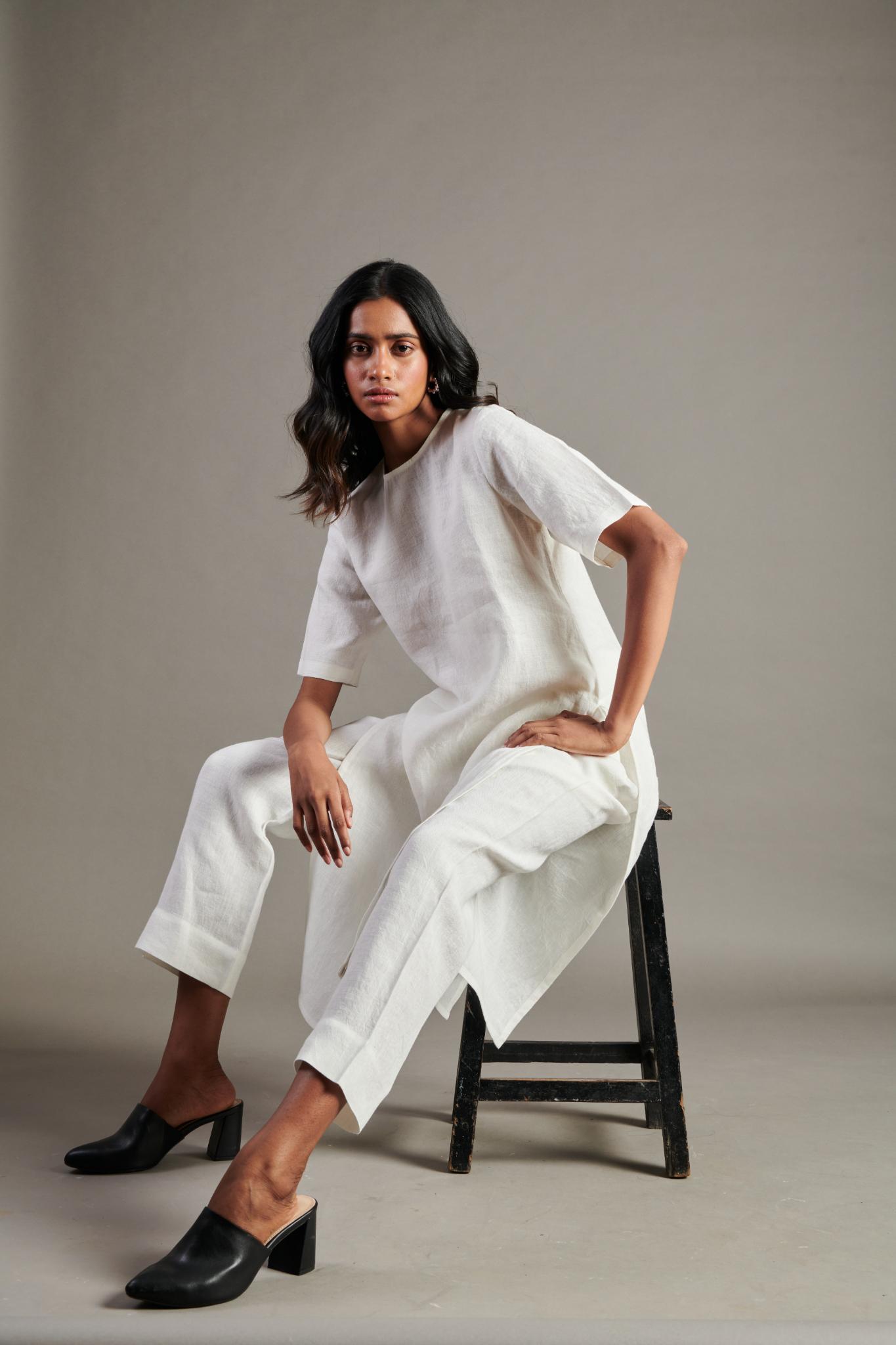 Taj Linen Half Sleeves Kurta Set - CiceroniKurta SetSaphed
