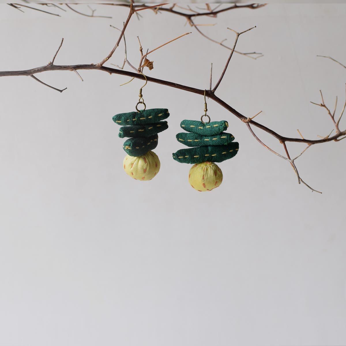 Tauk Jhaal Earrings - CiceroniEarringsPaulami