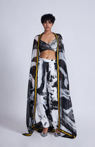 Tazaki Cape - CiceroniCapeAdvait