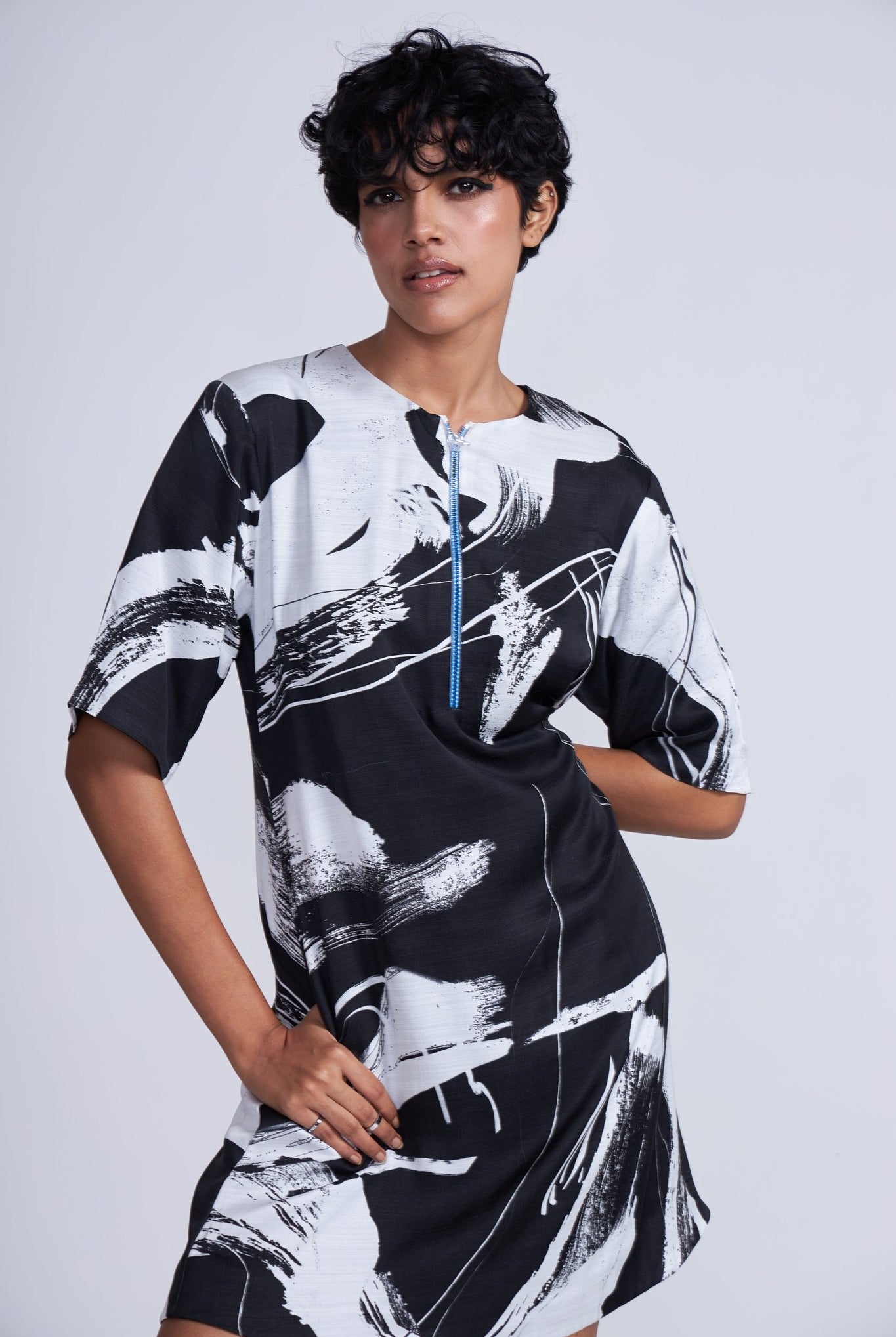 Tazaki Shift Dress - CiceroniDressesAdvait