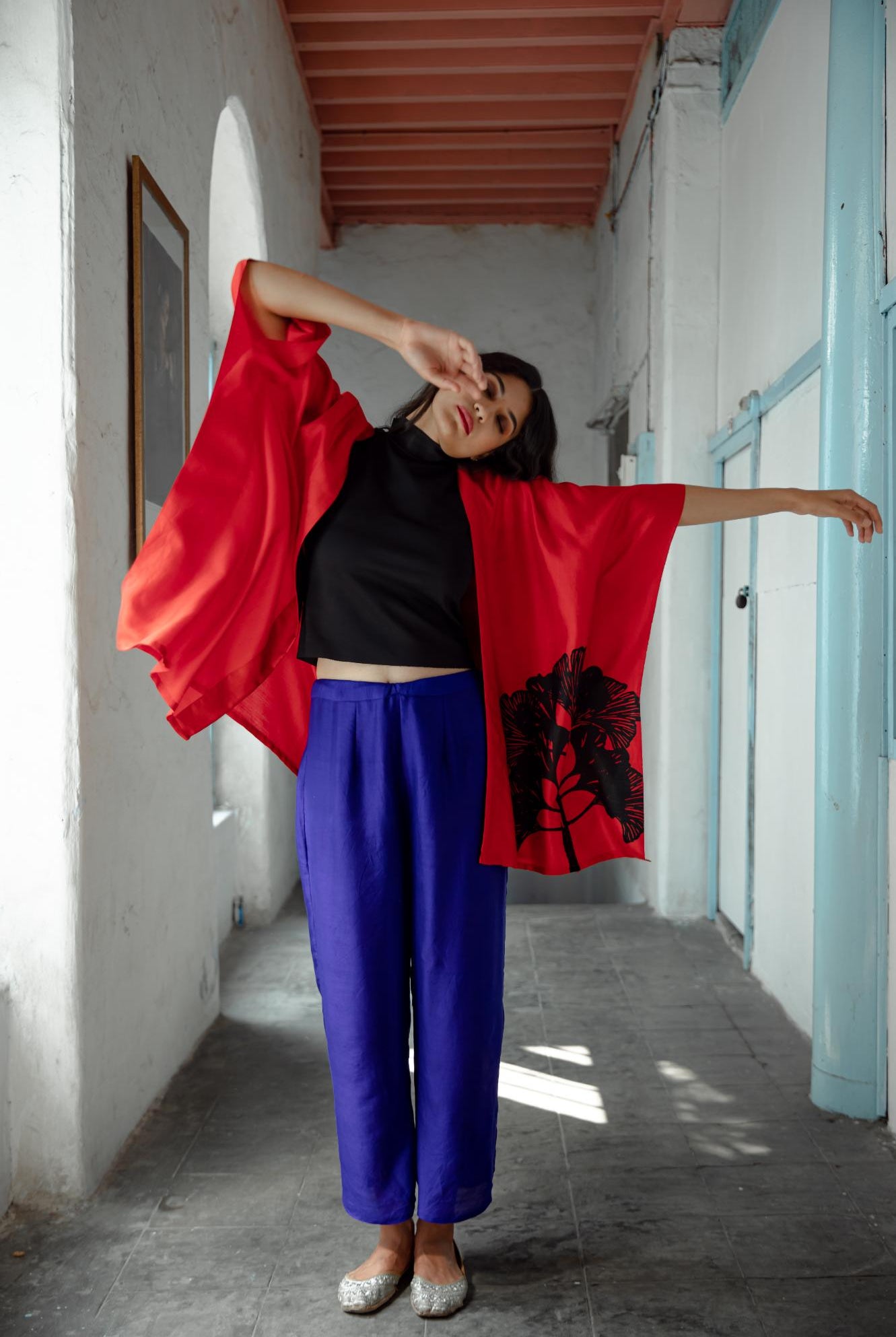 The 'Black Ginkgo' Kimono - CiceroniKimonoAeshaane