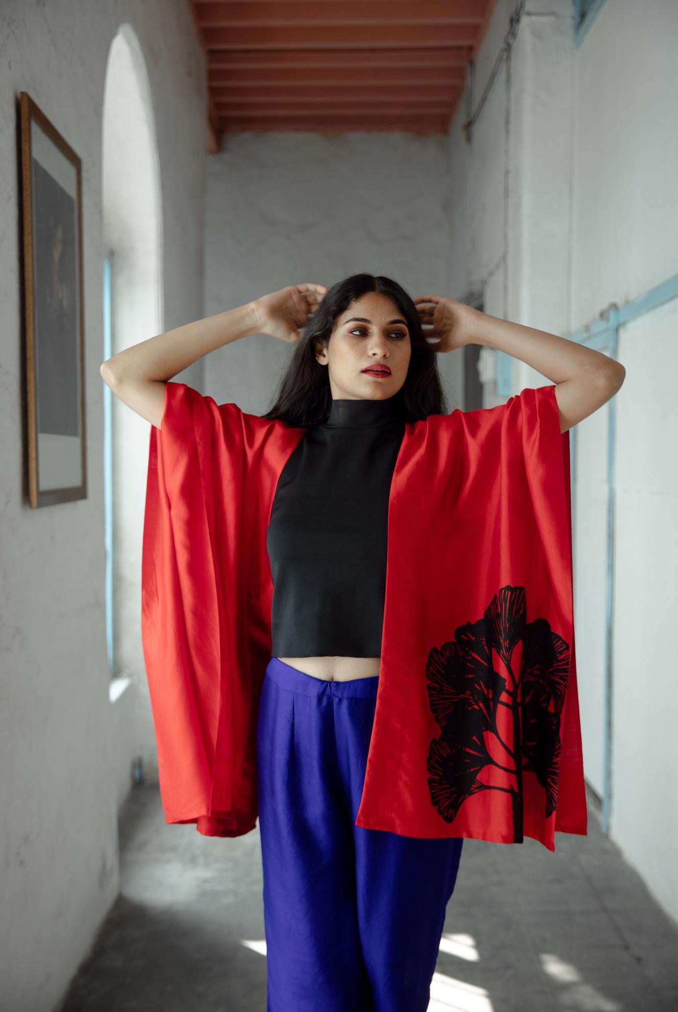 The 'Black Ginkgo' Kimono - CiceroniKimonoAeshaane