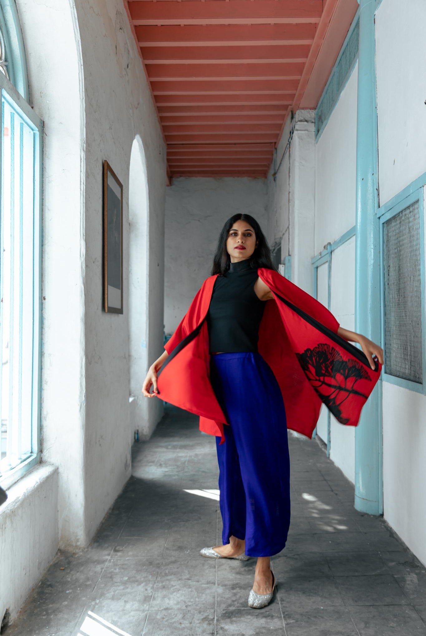 The 'Black Ginkgo' Kimono - CiceroniKimonoAeshaane