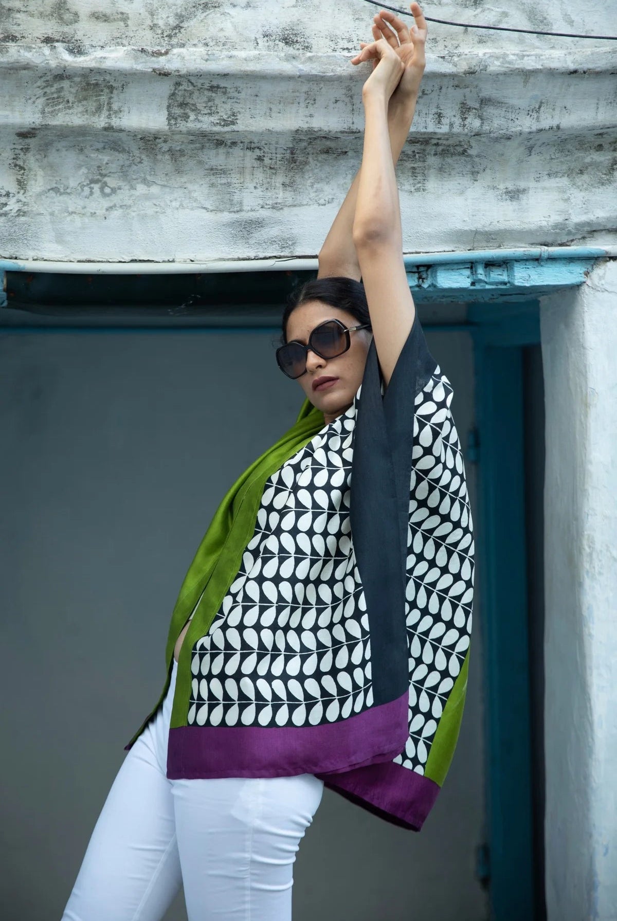 The 'Chota Patta' Kimono - CiceroniKimonoAeshaane