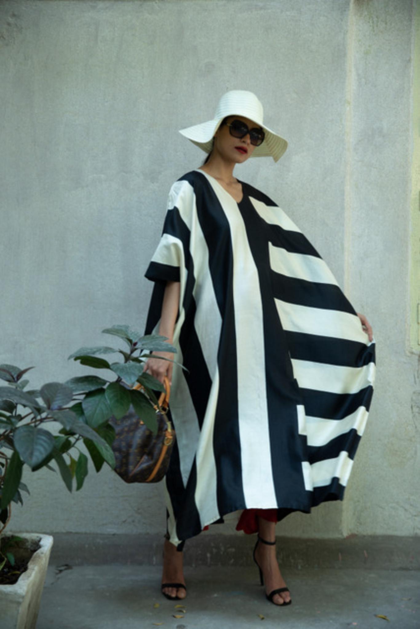 The 'Classic Stripes' Eri Peace Silk Kaftan - CiceroniKaftanAeshaane