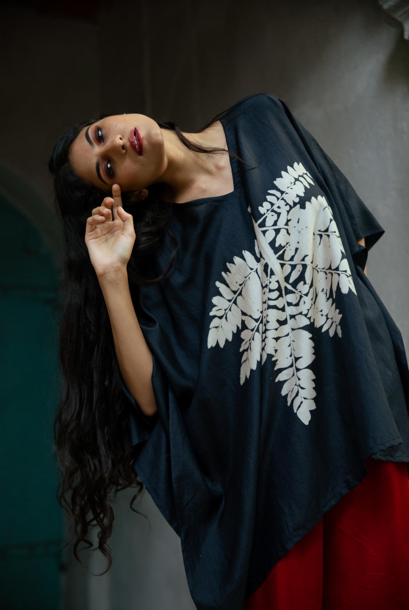 The 'Magnum Opus' Eri Peace Silk kaftan - CiceroniKaftanAeshaane