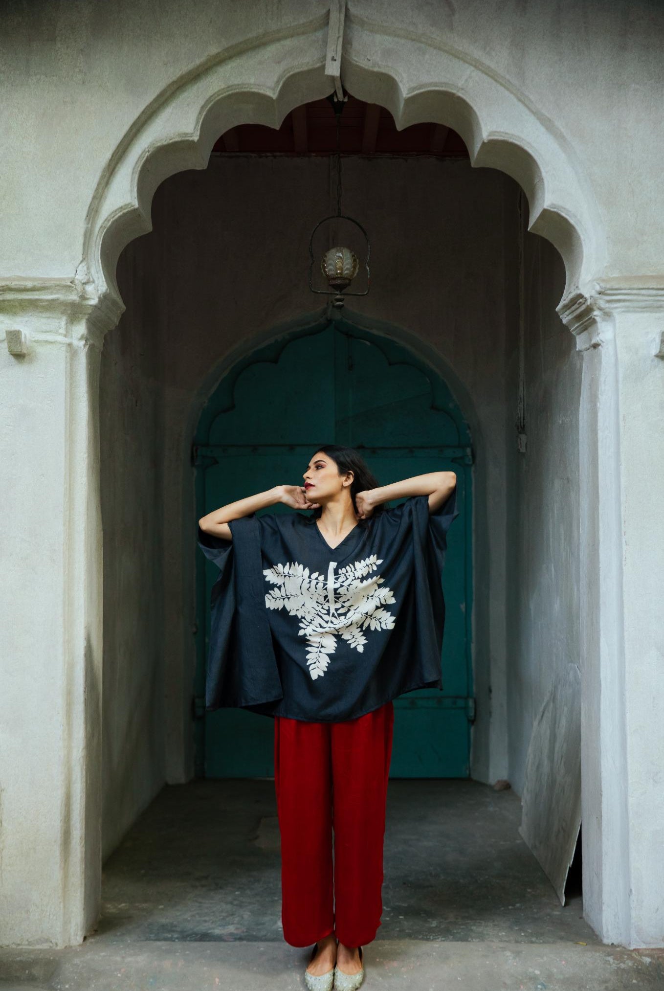 The 'Magnum Opus' Eri Peace Silk kaftan - CiceroniKaftanAeshaane