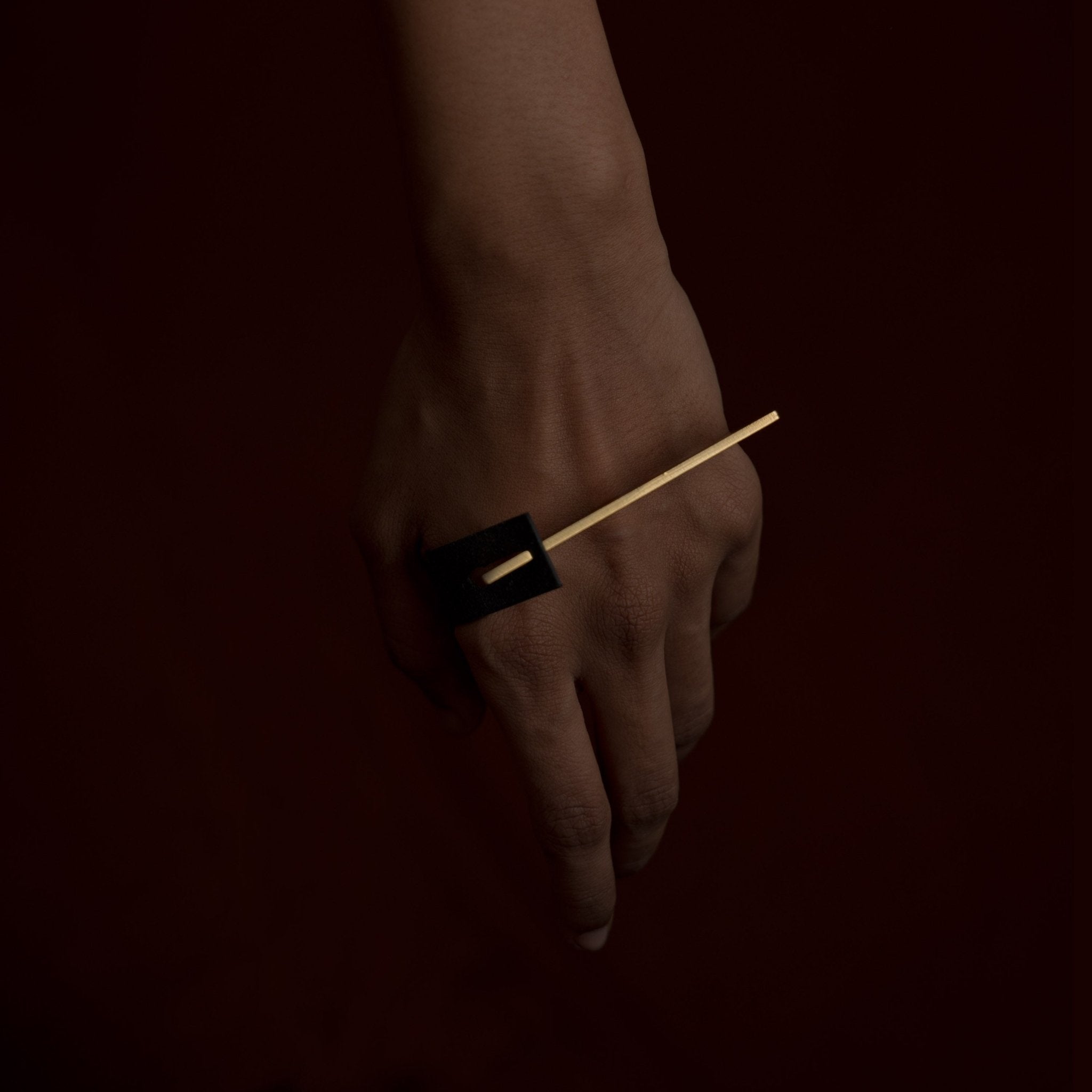 The Old One Two - CiceroniKnuckle RingNO.NA.MÈ