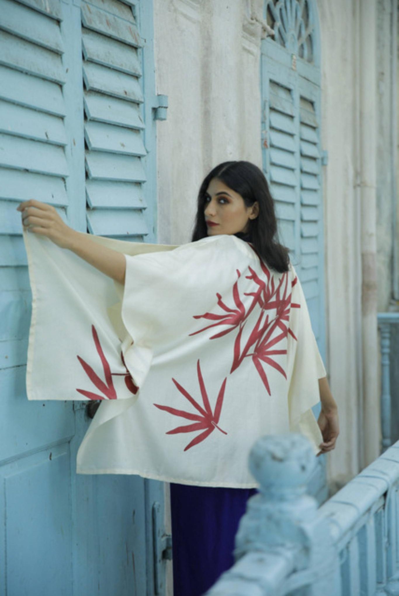 The 'Redwood' Kimono - CiceroniKimonoAeshaane