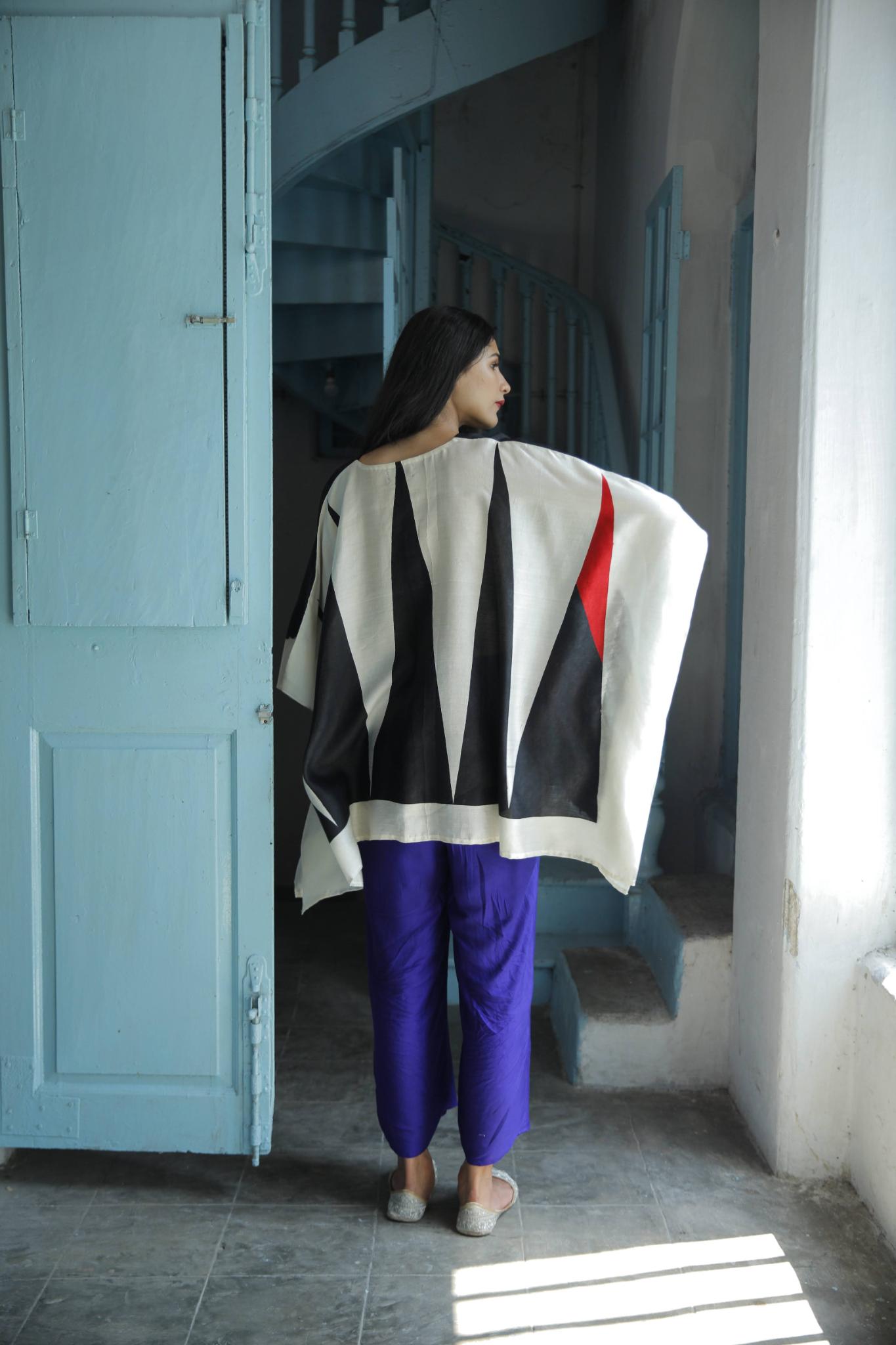 The 'Sindoori' Eri Peace Silk Kaftan - CiceroniKaftanAeshaane