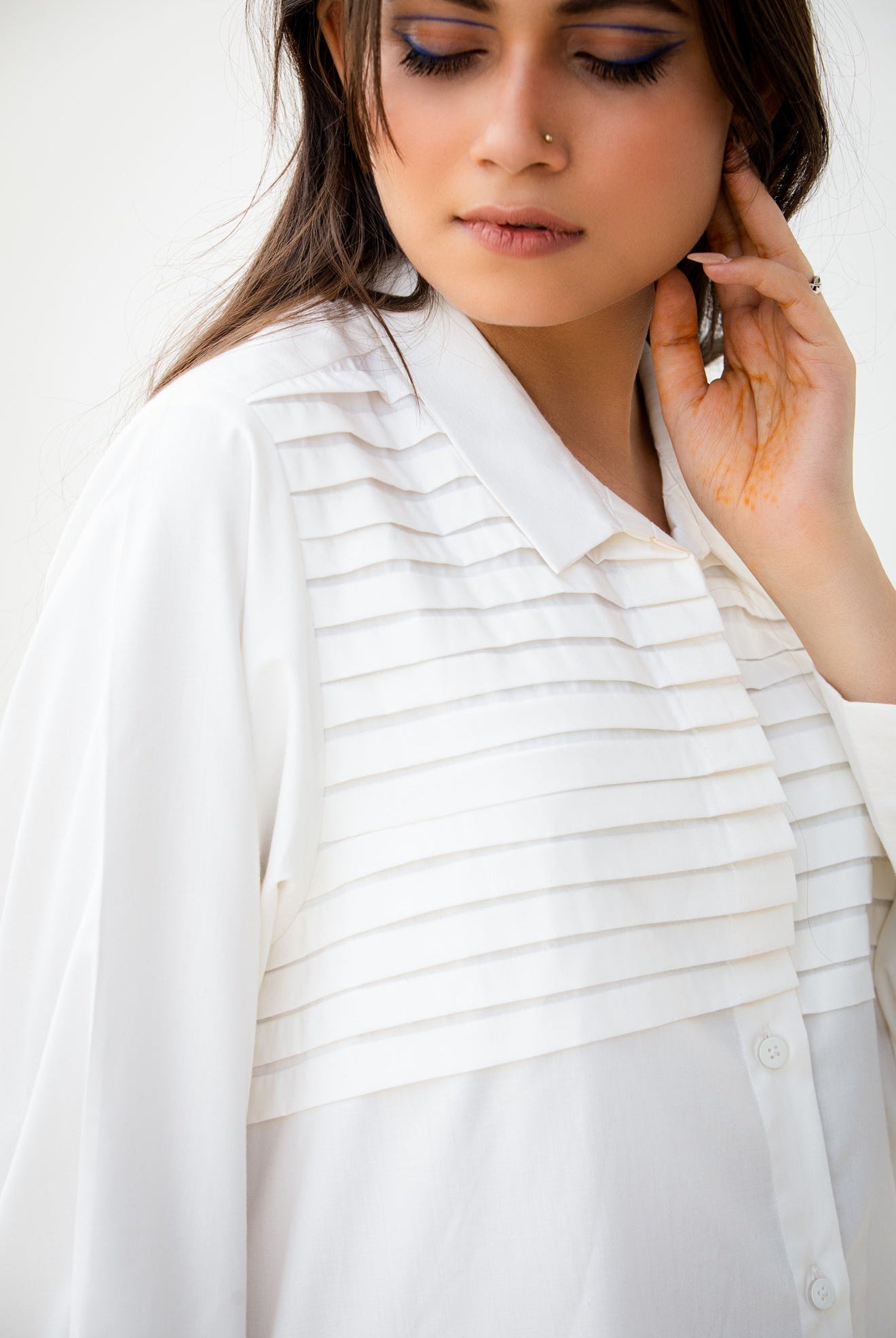 The Twist Shirt - CiceroniKoshue