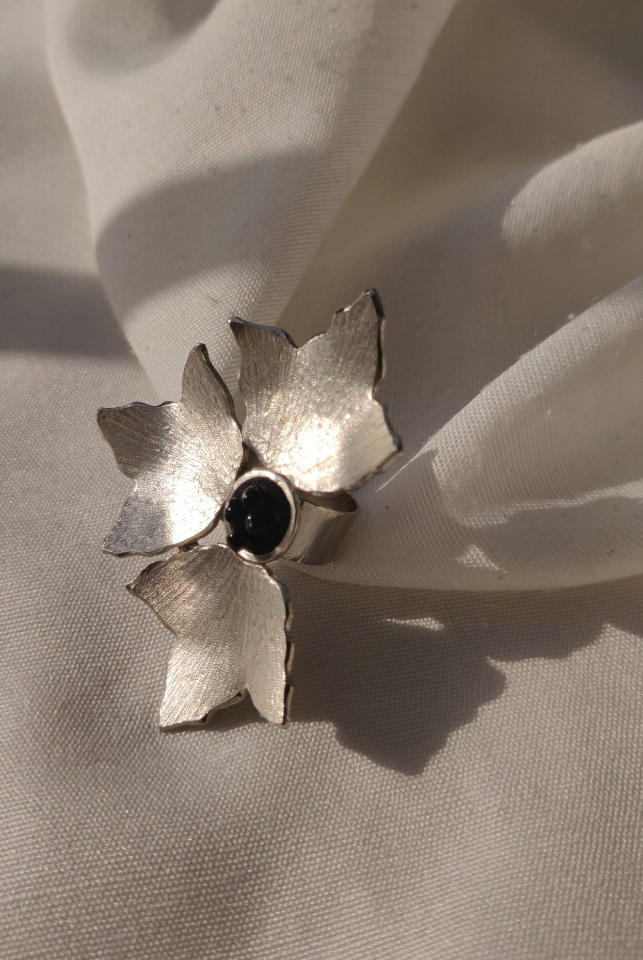 Three Petal Ring in Silver - CiceroniAarjavee