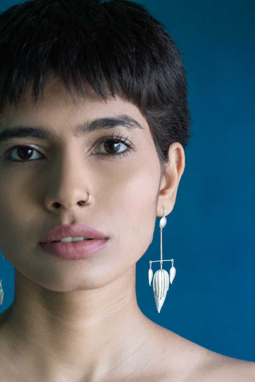 TUSCANY Short Trident Earring - CiceroniBaka