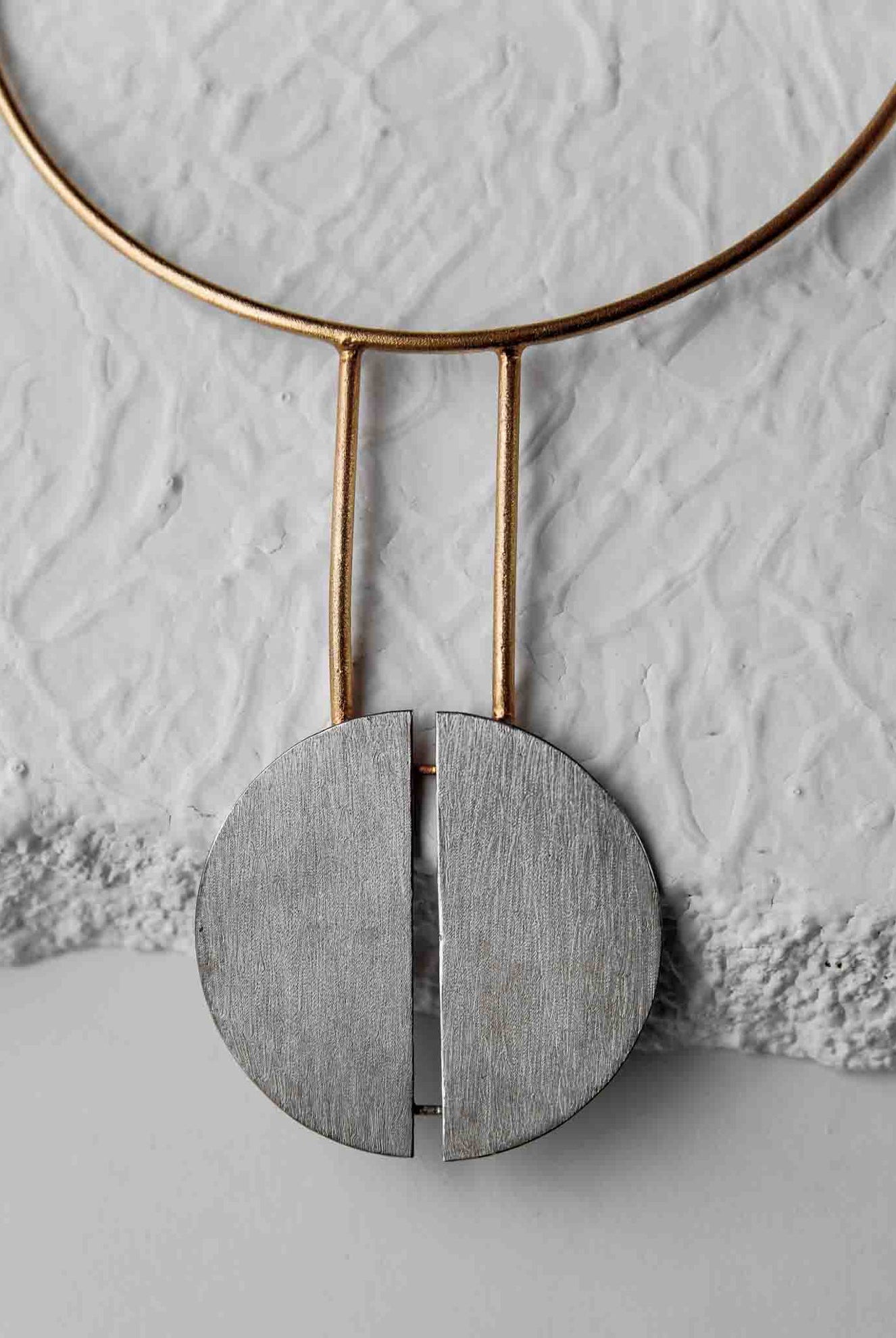Twinning Moon Neckpiece - CiceroniDE'ANMA