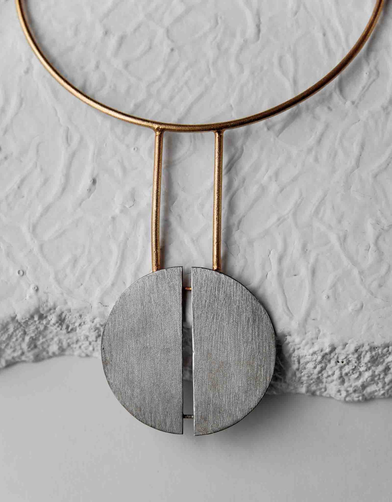 Twinning Moon Neckpiece - CiceroniDE'ANMA