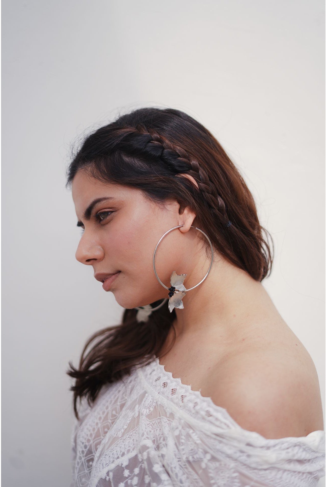 Two Petal Hoops in Silver - CiceroniAarjavee