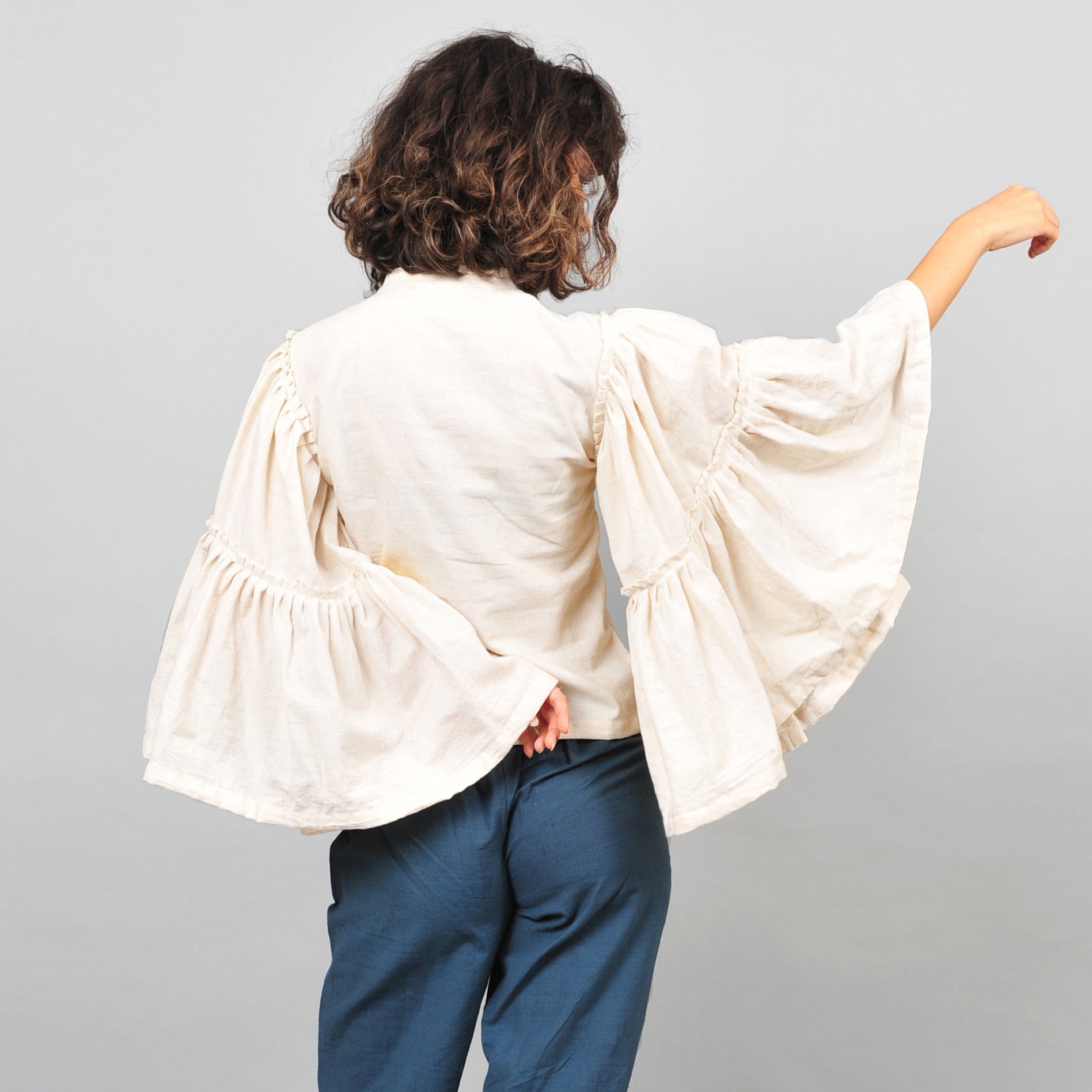 Umbrella Khadi Blouse - Off White - CiceroniRias Jaipur